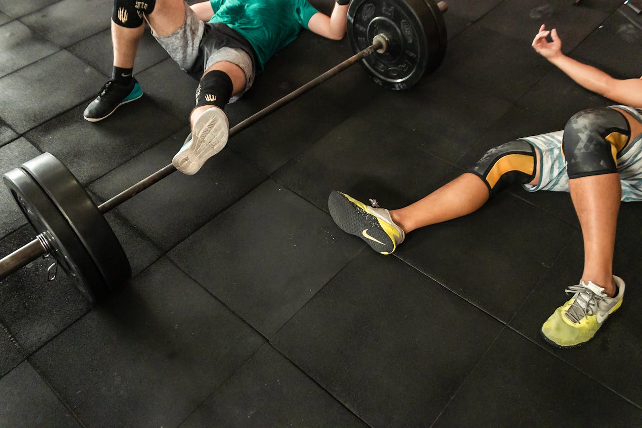 The Harmful Effects of Lifting Too Much Weight